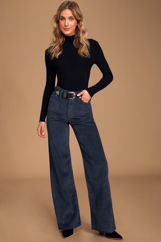 levi's blue corduroy pants