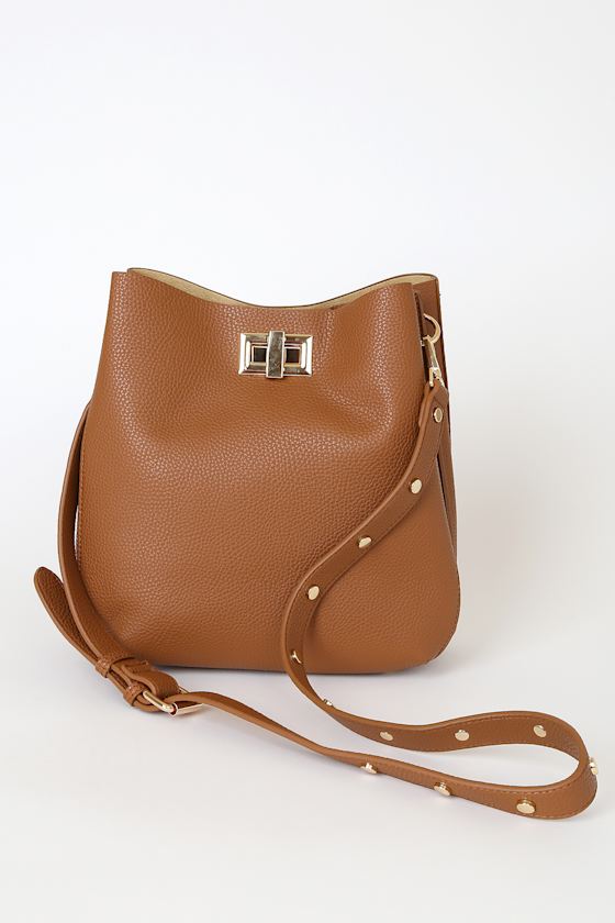 Chic Street Cognac Tote Bag 3