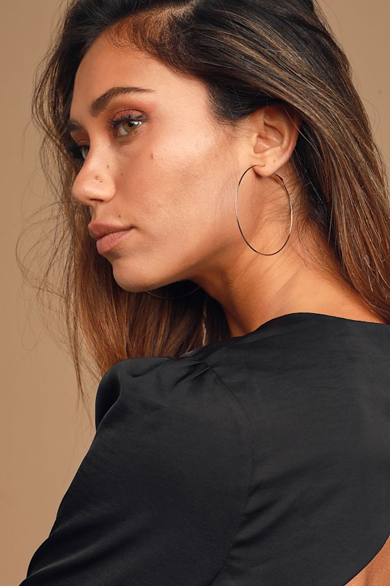 Come and Get It Gold Hoop Earrings 6