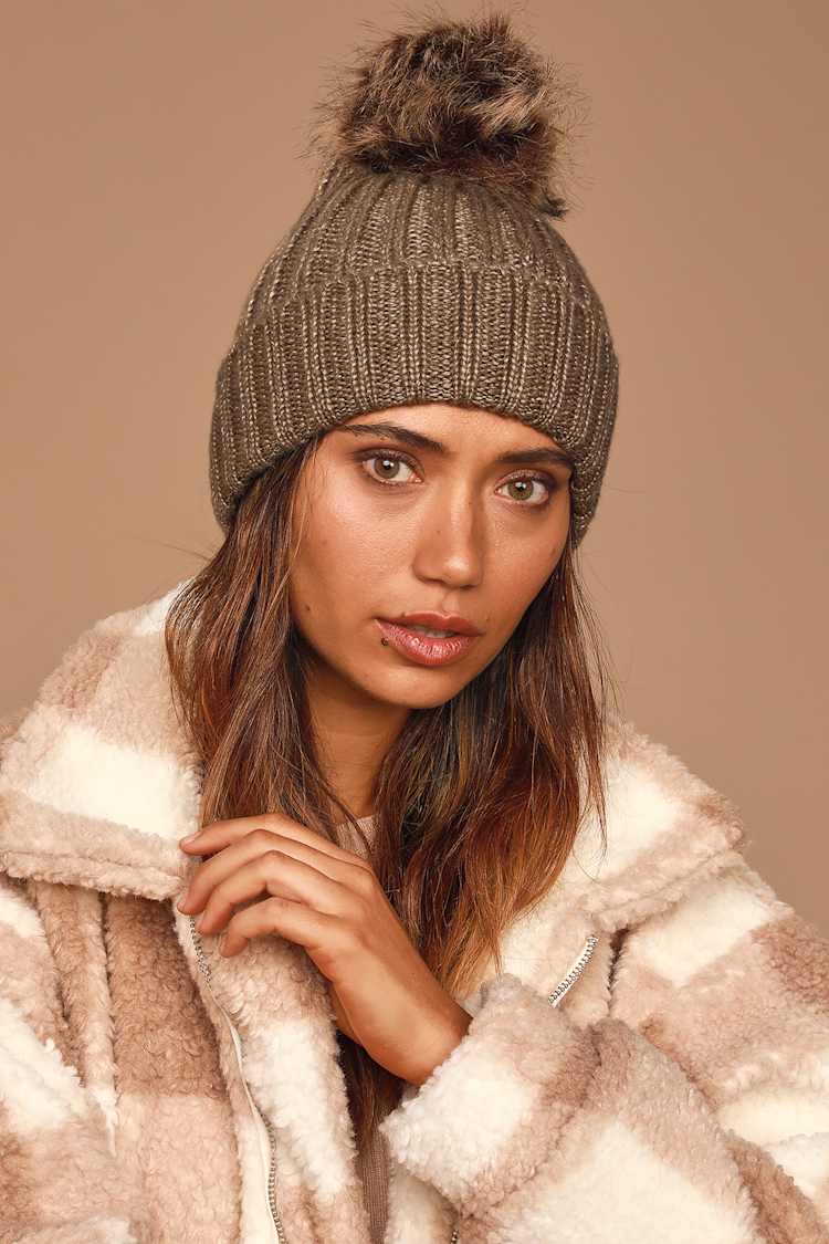 Cozy Knit Beanie in Taupe Chunky Knit Hat, Taupe – SpearmintLOVE main image 2
