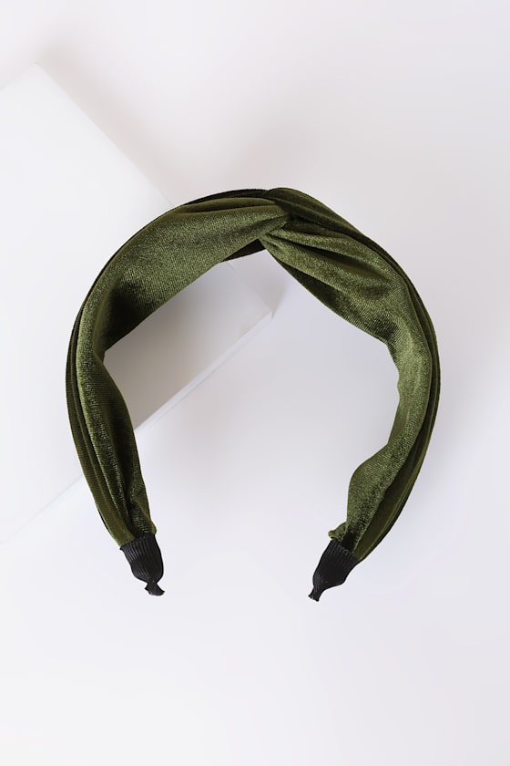 Head on Over Forest Green Velvet Headband 1