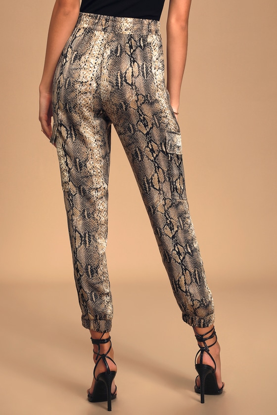 Snake print 2025 joggers