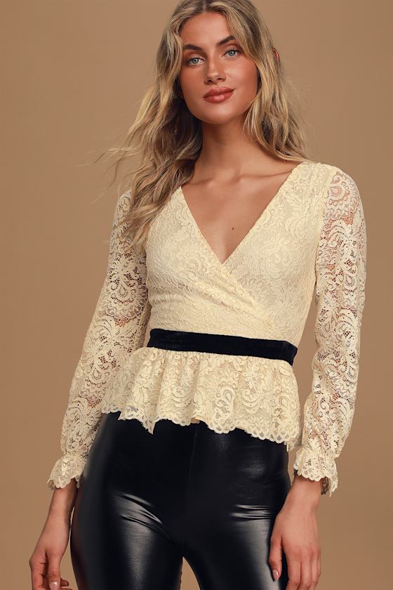 Alvilde Hooded Plunge Lace Top