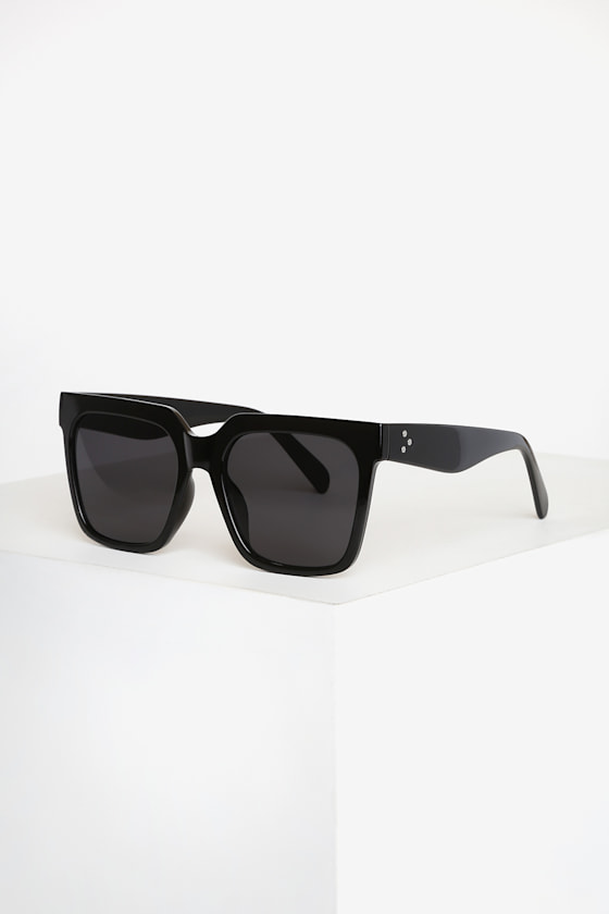 サングラス ^ONE BRILLIANT^ LeahOB358Black Leah-OB358-Black Trendy Black Sunglasses - Square Sunglasses - Oversized