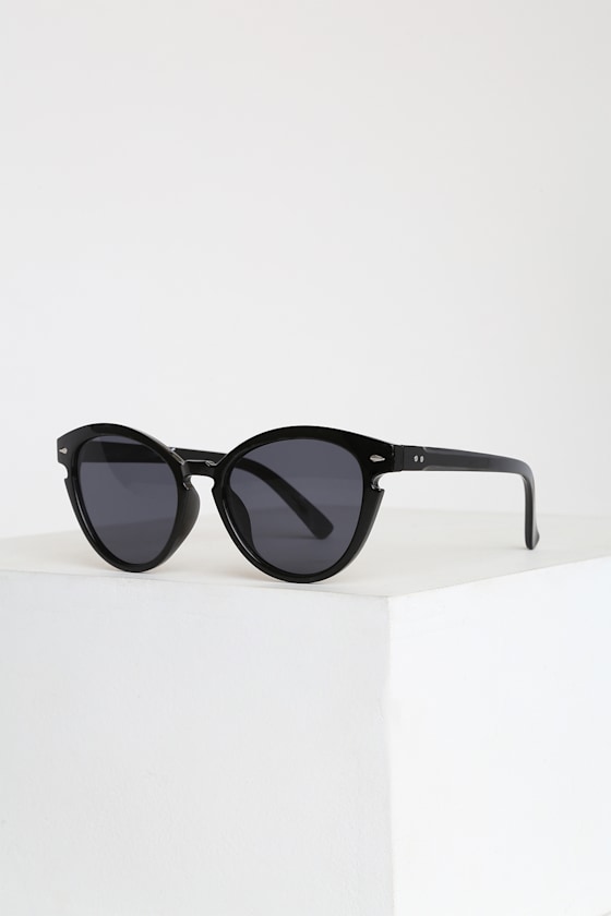 Can't Stop Now Black Sunglasses 1