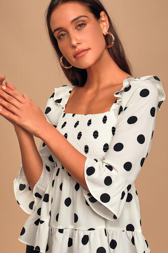 M10041: WHITE/BLACK 3