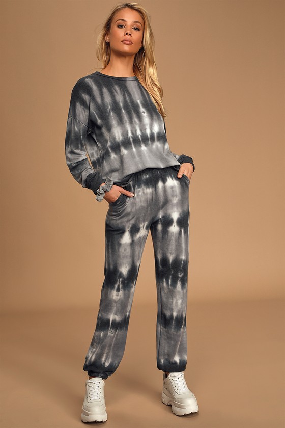 grey tie waist joggers