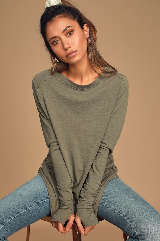 oversized olive green t shirt