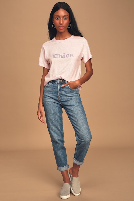 Chica Pale Pink Graphic Tee 3