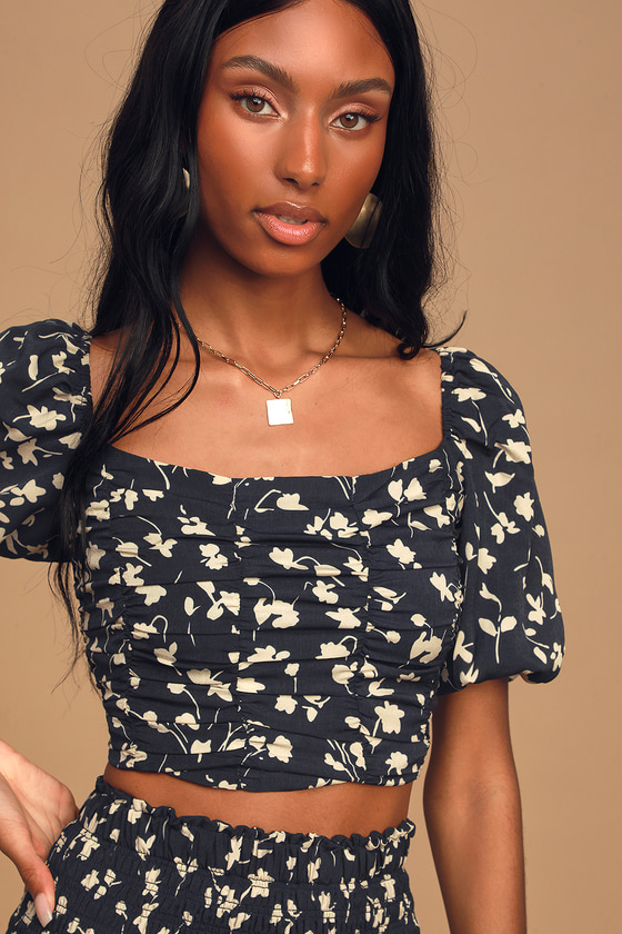 black v neck plunge top