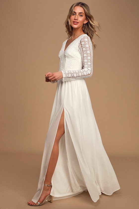 Ivory lace maxi dress with sleeves sales