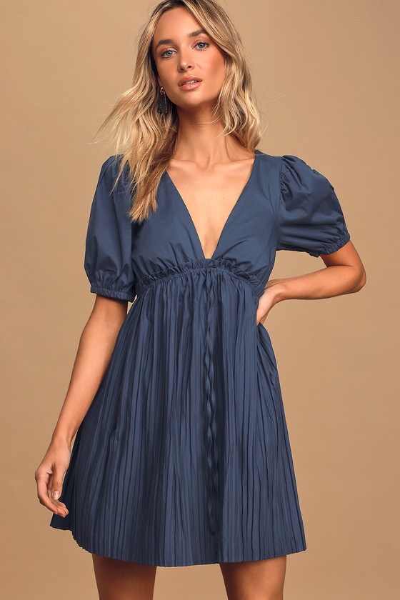 navy blue puff sleeve dress