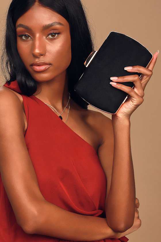 Belong To the Night Black Clutch 6