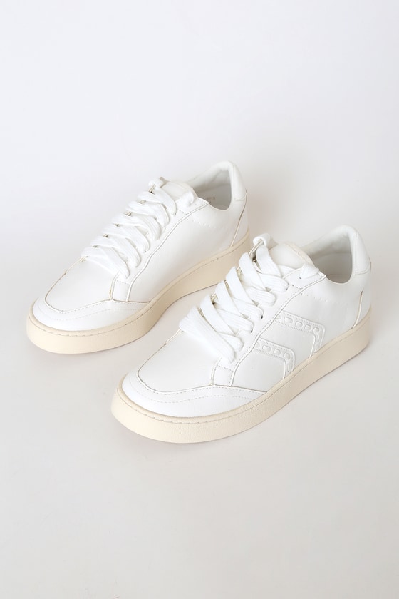 Trendy White Sneakers - Lace-Up Sneakers - Flatform Sneakers
