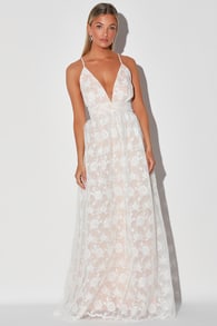 Ivywood White and Beige Embroidered Lace Backless Maxi Dress