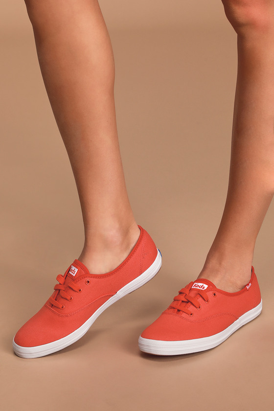 red keds sneakers