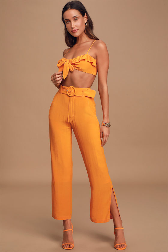 Bonnie Orange Ruffled Sleeveless Crop Top 2