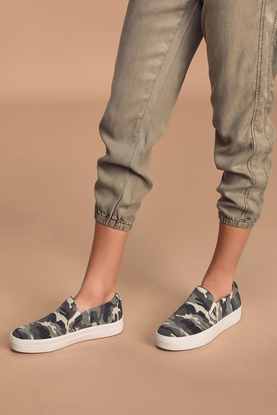 Gills C Green Camo Flatform Sneakers