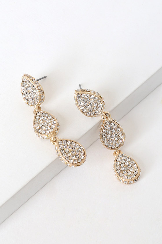 Dripping With Luxe Gold Rhinestone Drop Earrings 3