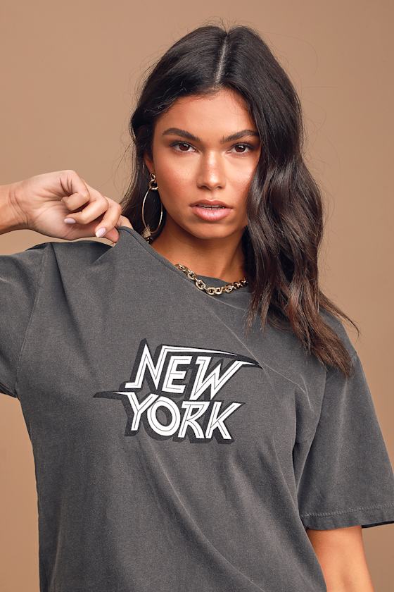 Andie New York Washed Grey Short Sleeve Graphic Tee 3