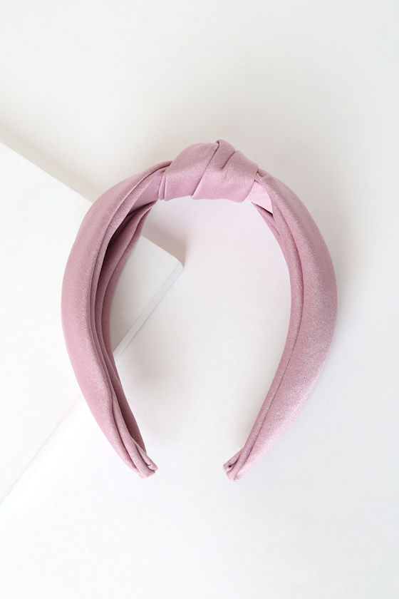 Crowning Achievement Mauve Knotted Headband 2