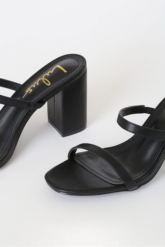 Ariellie Black High Heel Sandals - thumbnail 5