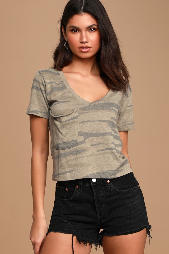 Z Supply The Classic Skimmer - Green Camo Print Tee - Cropped Tee - Lulus
