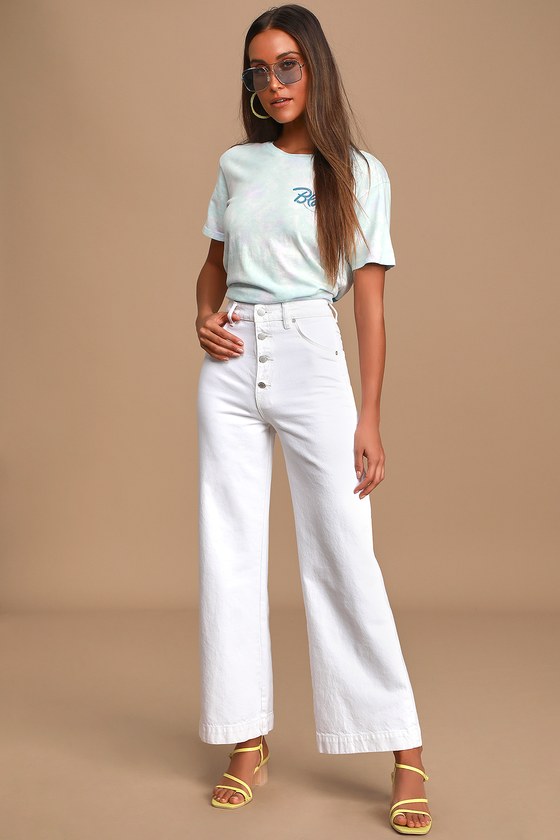 white denim wide leg jeans