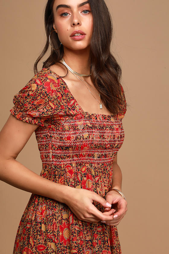 Getaway Red Floral Print Pleated Tiered Maxi Dress 3
