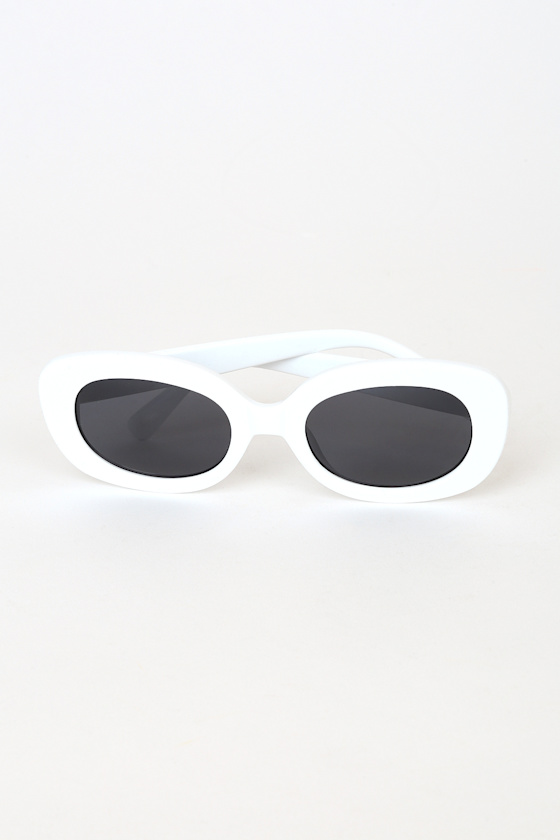 LR19283-WHT: WHITE 4