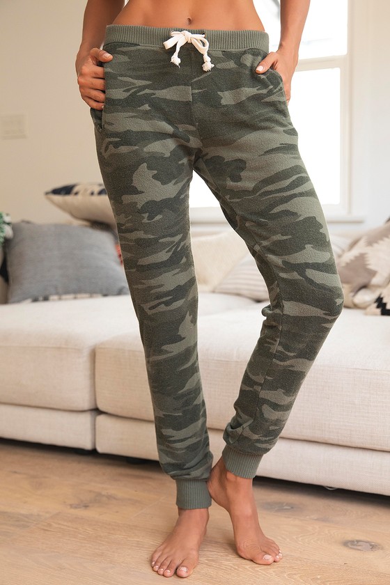 green camo joggers womens
