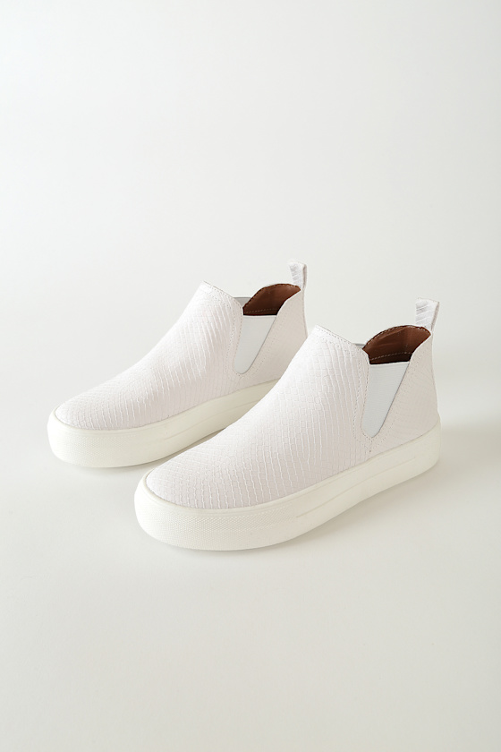 RAYLEE: WHITE 2