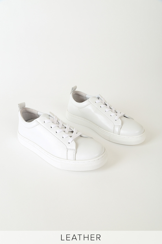 DEVIATE: WHITE 1