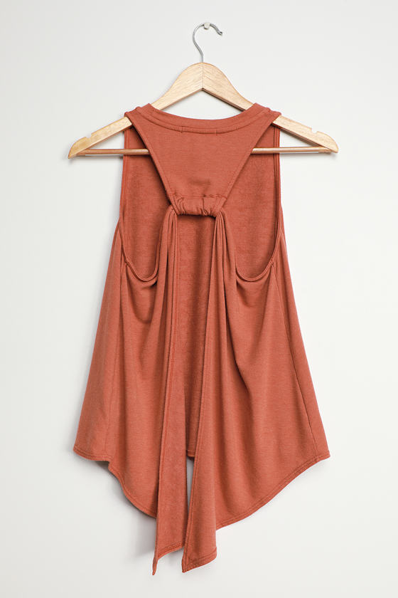 MT911068: RUSTY ROSE 3