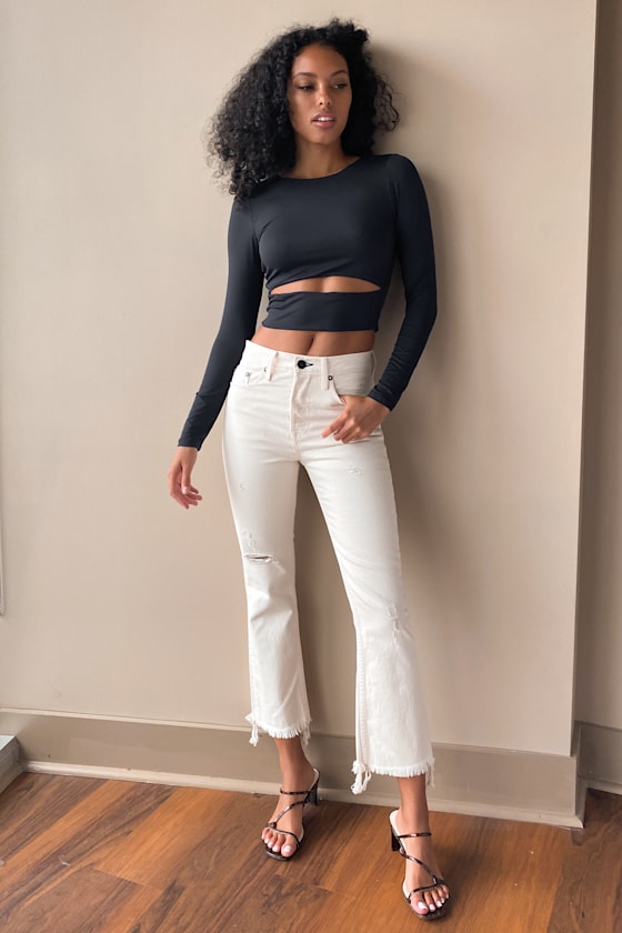 Sleek Factor Black Cutout Long Sleeve Crop Top 5