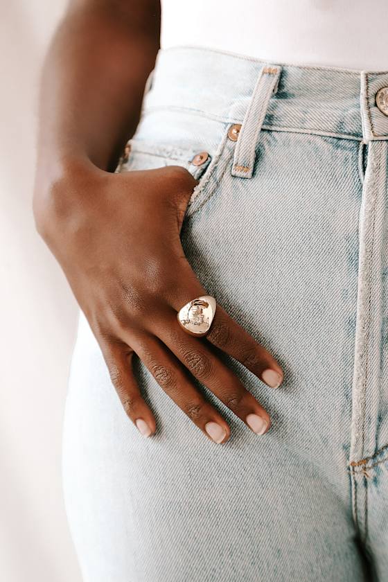 Sleek Dreams Gold Dome Ring 2