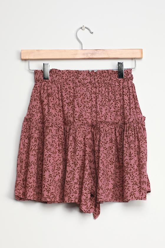 She Likes to Mauve (shorts)