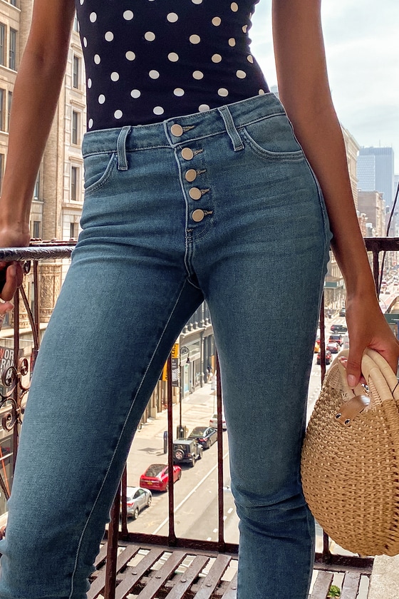 New Horizons Medium Wash High-Rise Raw Hem Skinny Jeans
