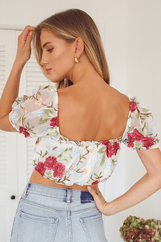 Floral About It White Embroidered Puff Sleeve Crop Top 6