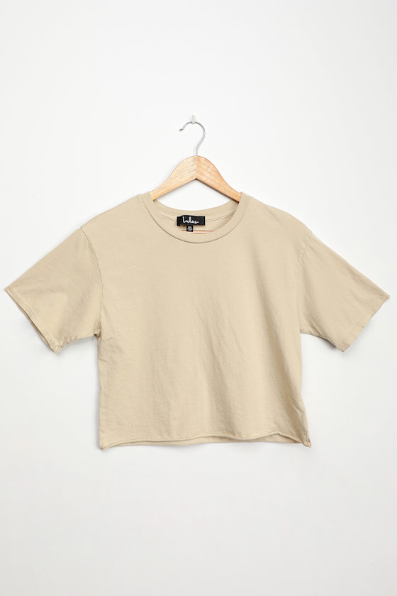 beige crop tshirt