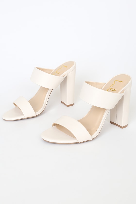 Classic Heels Off White - oversizeshoe.com