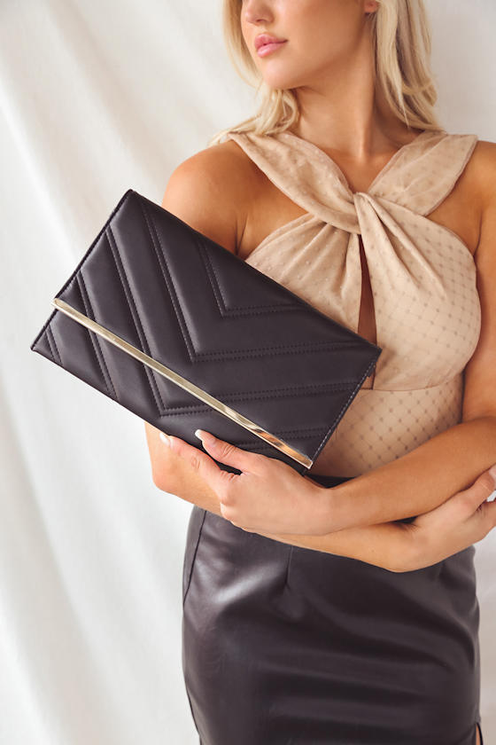 The Modern Girl Black Clutch