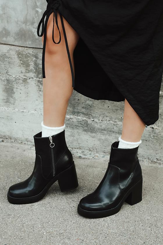 Groovy Black Platform Ankle Boots 1