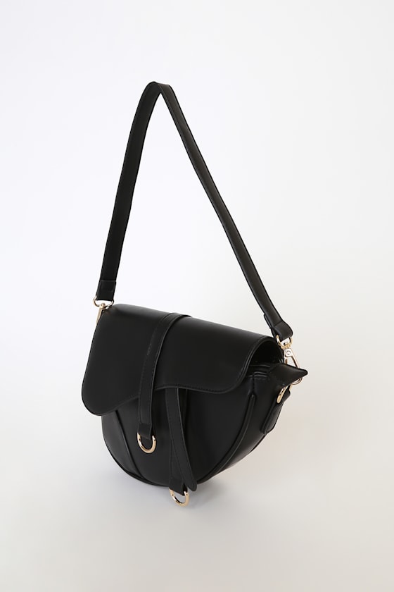Ridin' On Black Saddle Bag 3