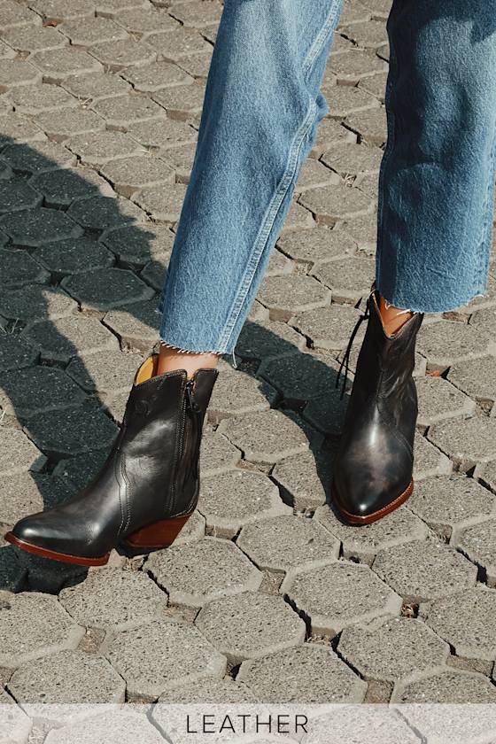 New Frontier Western Carbon Leather Pointed-Toe Mid-Calf Boots 1
