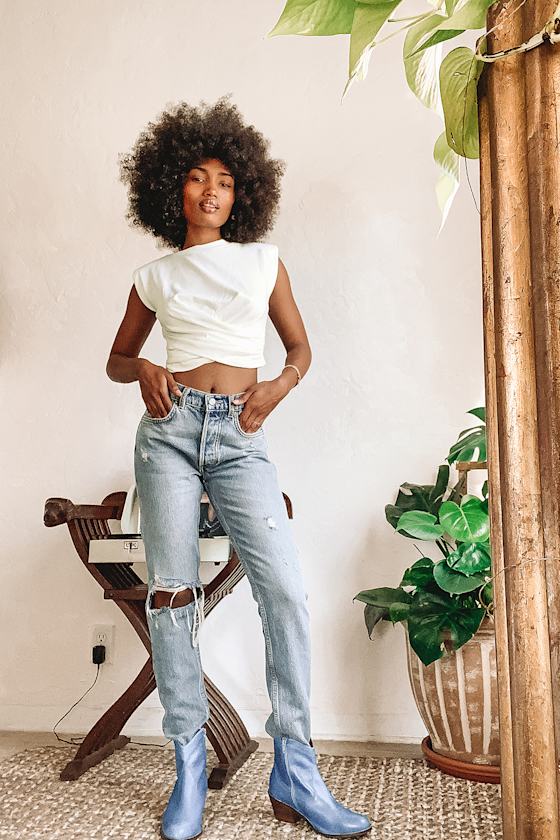 No Lies White Twist-Front Cropped Tee 5
