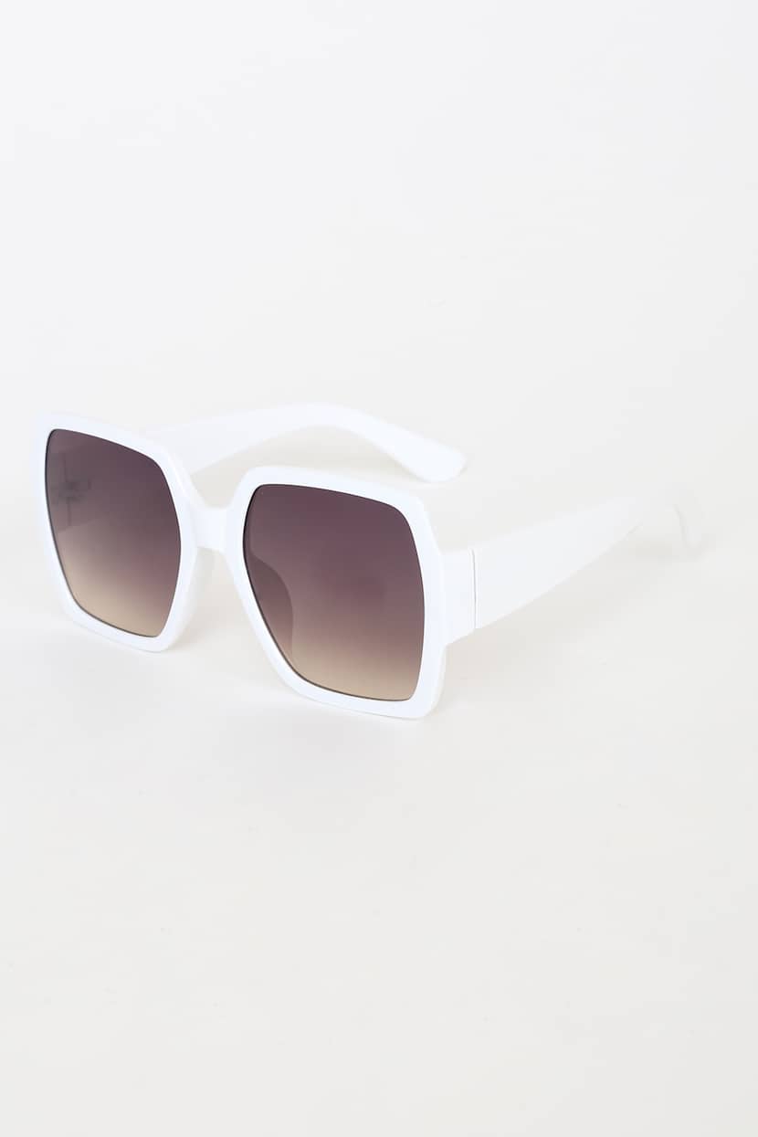 Charriol White Oversized Square Sunglasses with Dark Lenses Ublaeso - Retro Square Thick Frame Luxury Fashion Sunglasses  main image 4