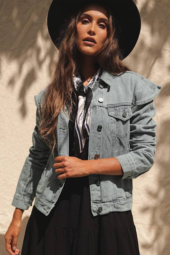 Road Trip Wonders Light Wash Flared Shoulder Denim Jacket 7
