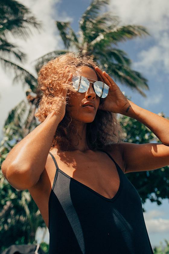 Magical Reflections Silver Mirrored Round Sunglasses 6