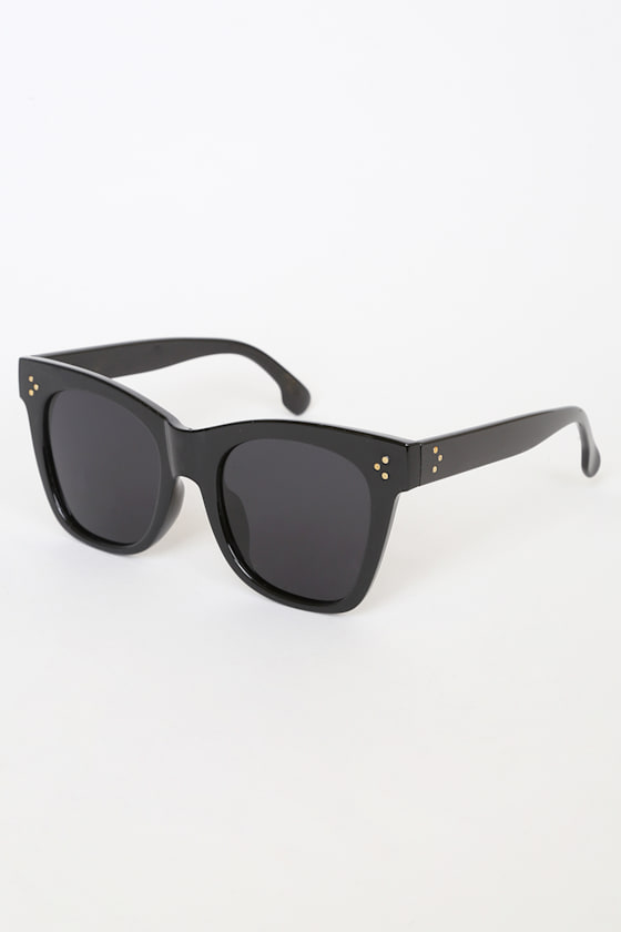 Stevie Black Oversized Sunglasses 1